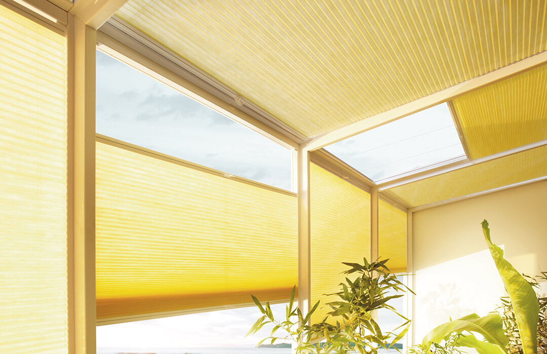 Skylight honeycomb blinds